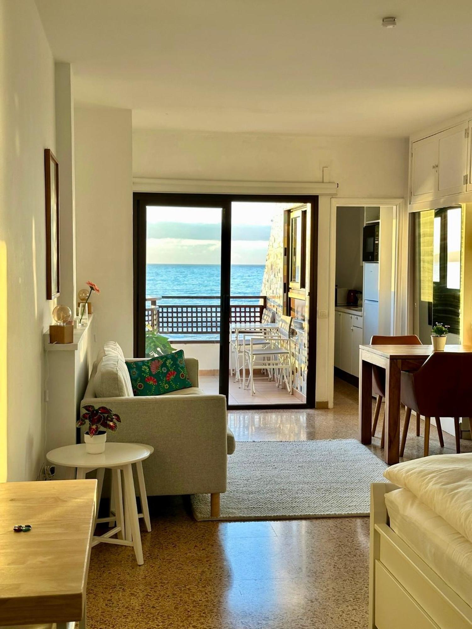 Sea&sunset Great Balcony View Appartamento *